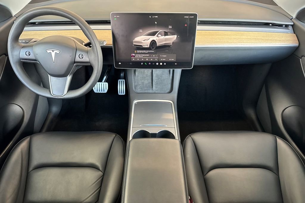 Used 2022 Tesla Model Y Performance AWD/4WD image 13