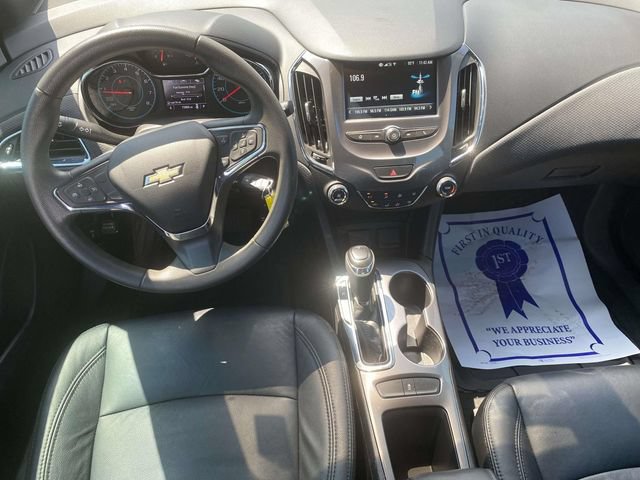 Used 2018 Chevrolet Cruze LT w/ Redline Edition FWD image 10