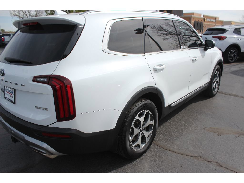 Used 2020 Kia Telluride EX image 11