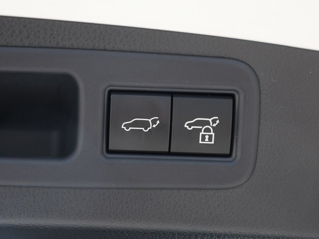 Used 2025 Lexus RX 350h w/ Accessory Package (Z1) AWD/4WD image 9