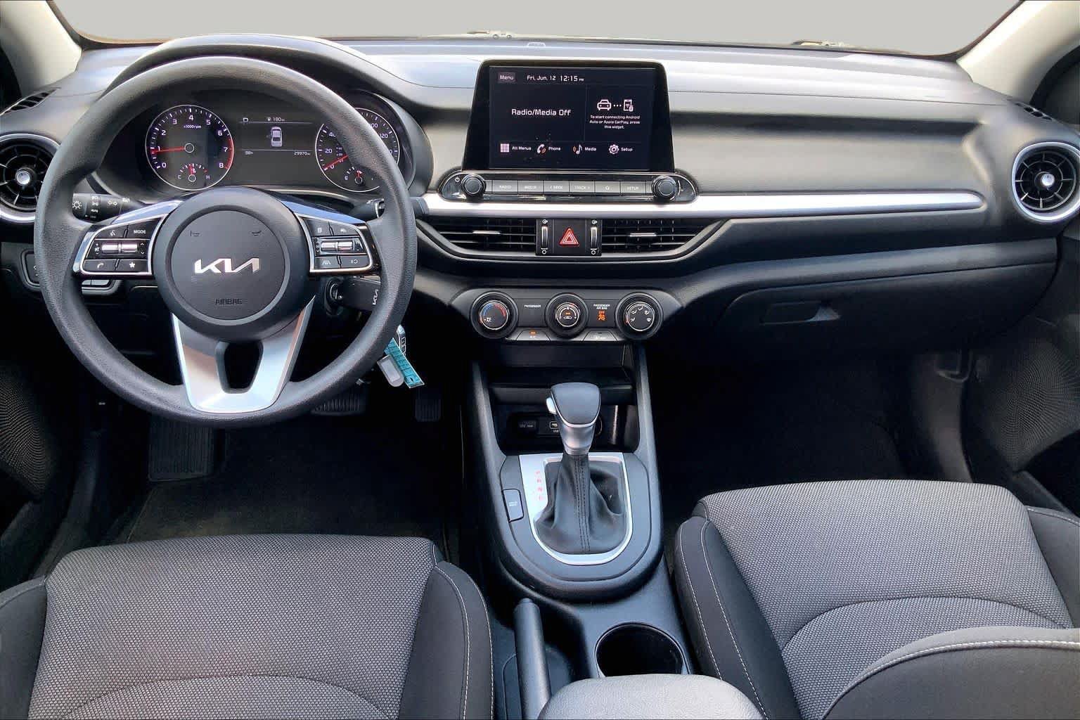 Certified 2023 Kia Forte LXS w/ LXS Technology Package FWD image 16