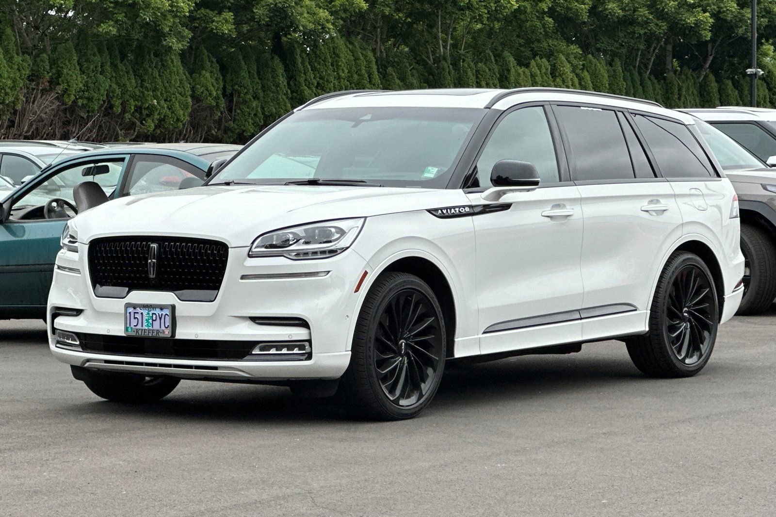 Used 2023 Lincoln Aviator Reserve w/ Equipment Group 201A RWD image 8