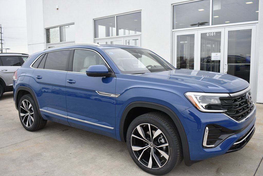 New 2025 Volkswagen Atlas Cross Sport SEL Premium R-Line
