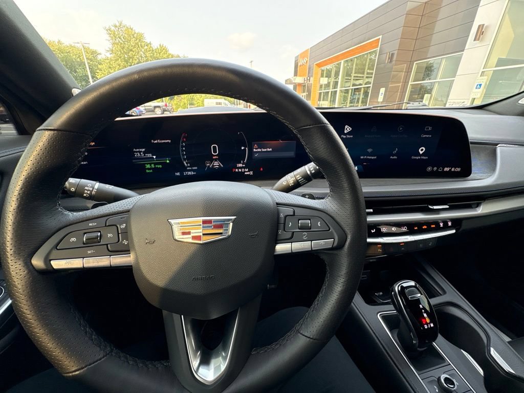 Used 2025 Cadillac XT4 Sport AWD/4WD image 29