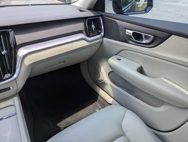 Certified 2025 Volvo S60 B5 Core FWD image 19
