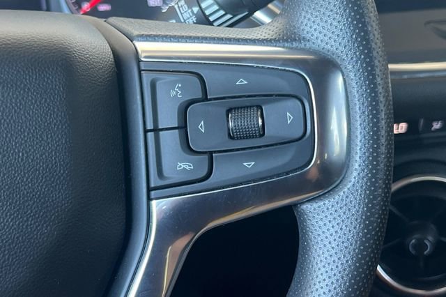 Used 2023 Chevrolet Blazer LT w/ Midnight/Sport Edition FWD image 32