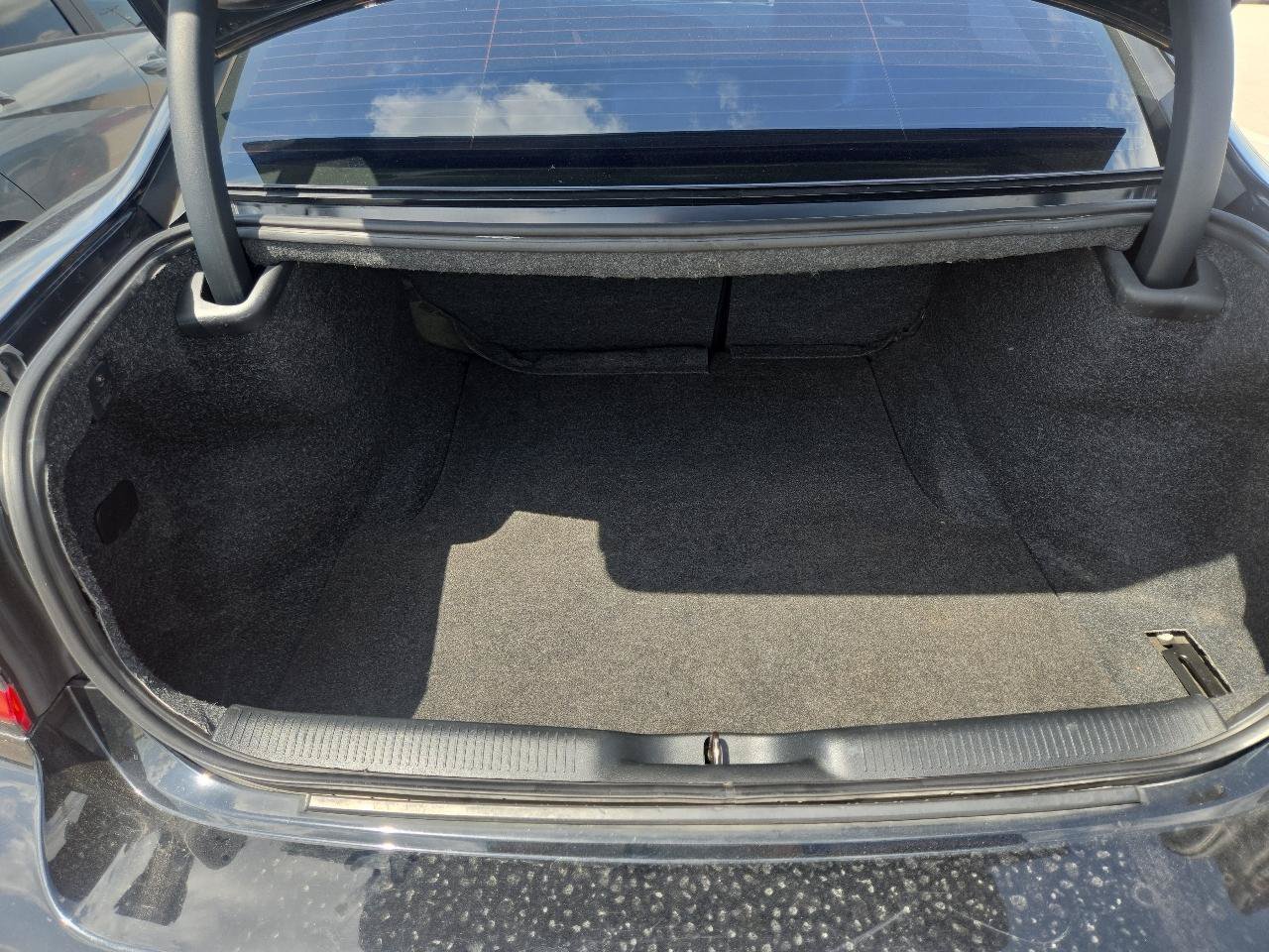 Used 2017 Dodge Charger R/T Scat Pack w/ Dynamics Package RWD image 17