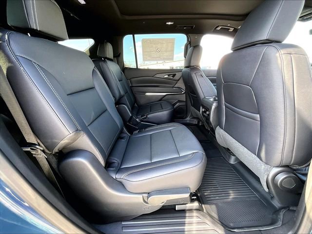 New 2026 Chevrolet Traverse LT w/ Sun and Wheel Package image 26