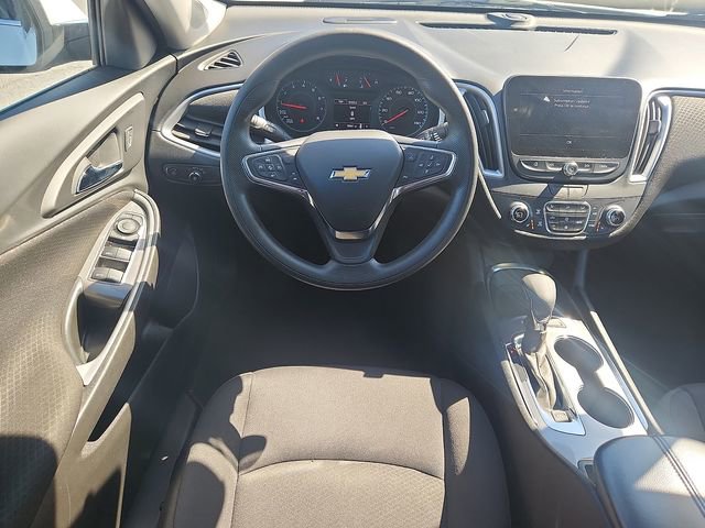 Used 2023 Chevrolet Malibu LT FWD image 11