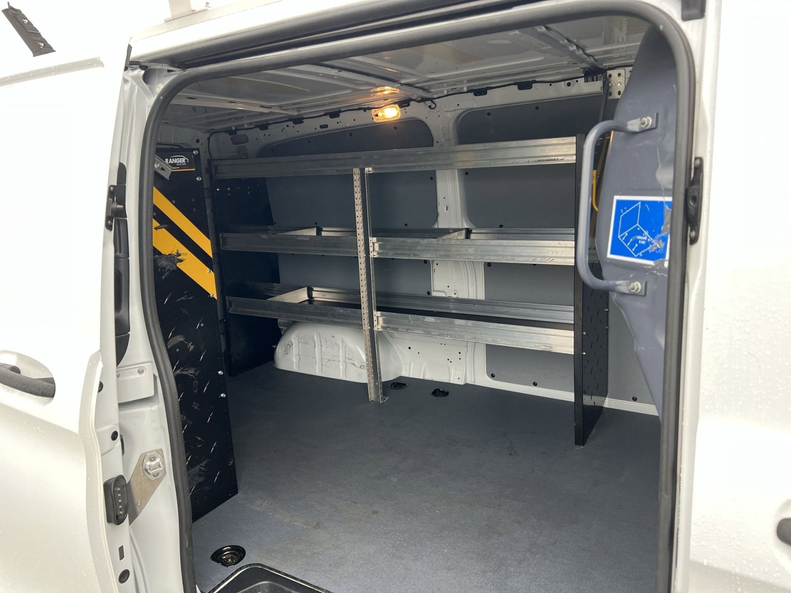 Used 2023 Mercedes-Benz Metris image 23