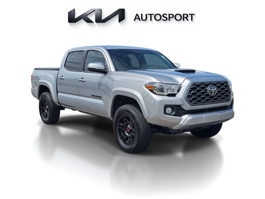 Used 2020 Toyota Tacoma TRD Sport w/ Technology Package RWD image 6