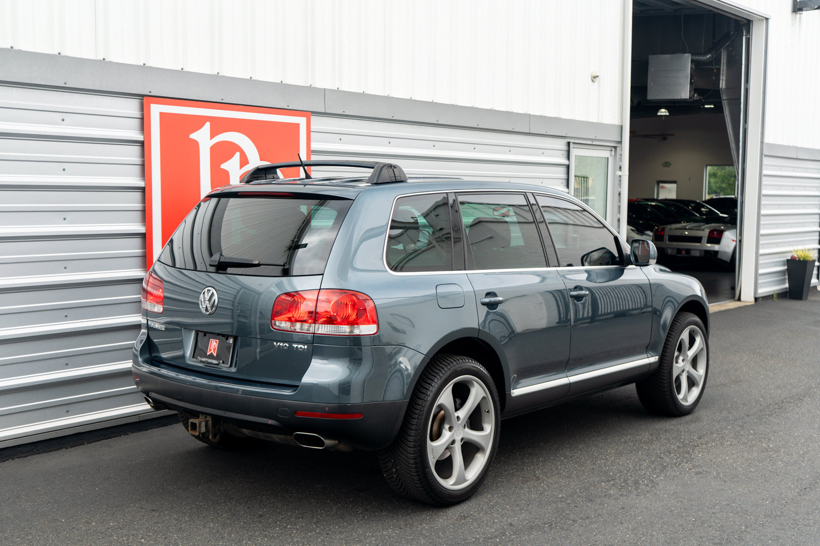 Used 2006 Volkswagen Touareg V10 TDI AWD/4WD image 39