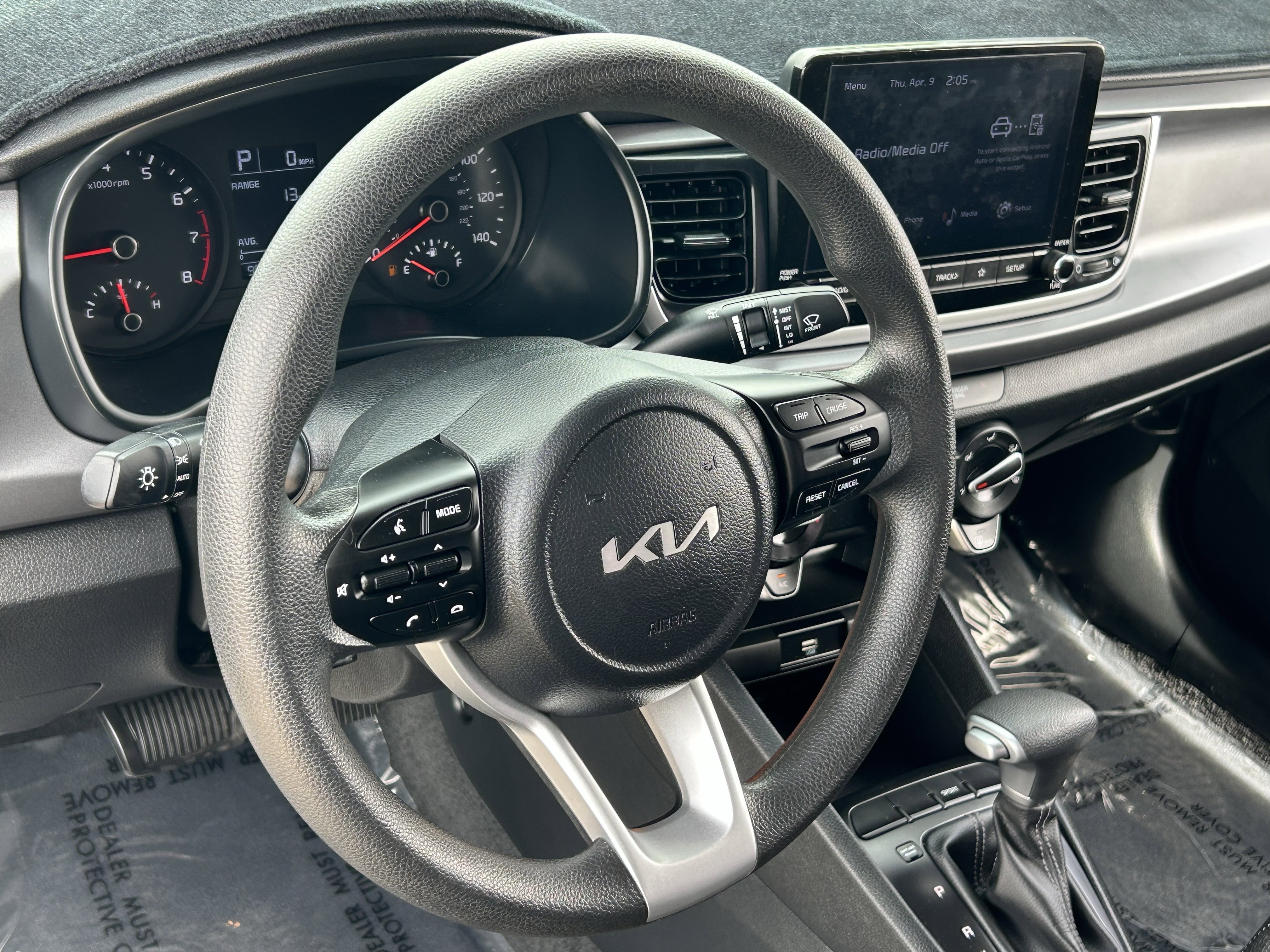 Used 2023 Kia Rio S image 22