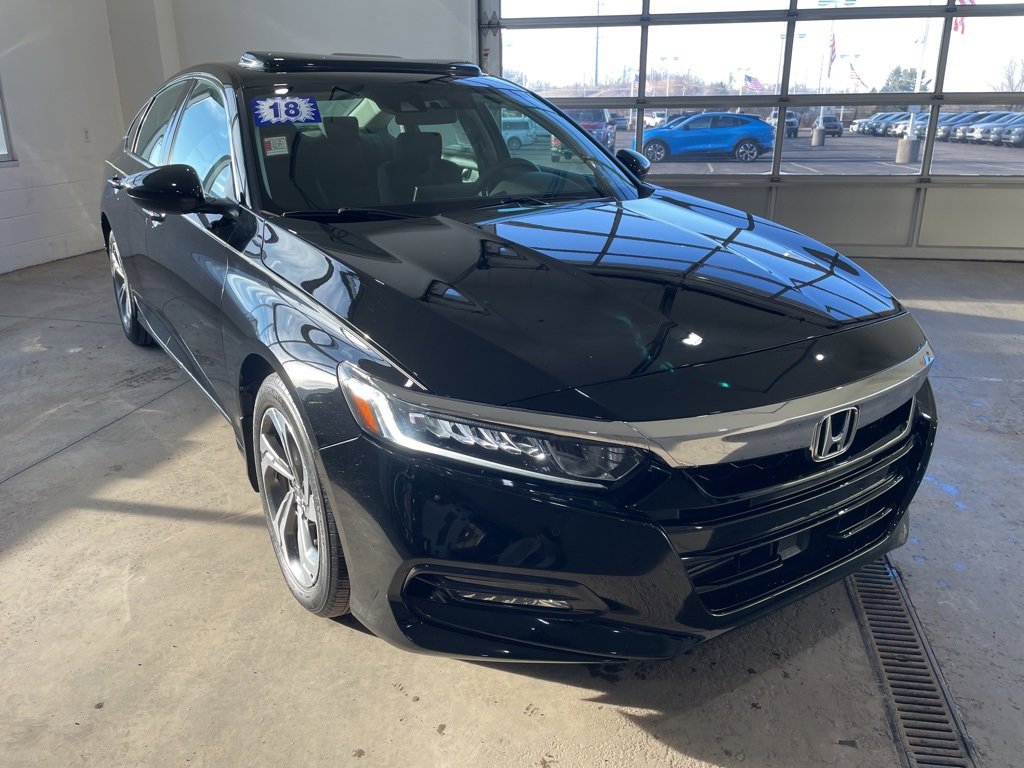 Used 2018 Honda Accord EX image 3