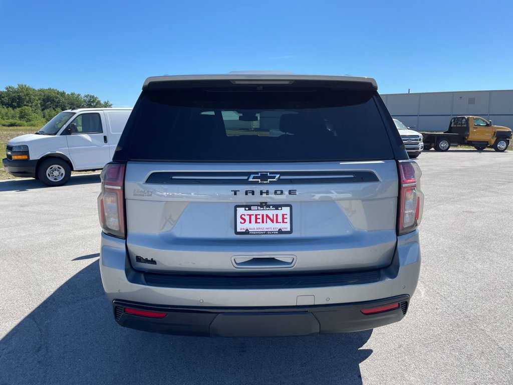 Used 2023 Chevrolet Tahoe Z71 w/ Luxury Package AWD/4WD image 7