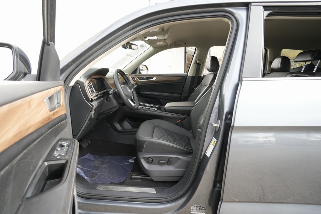 Used 2024 Volkswagen Atlas SE image 20