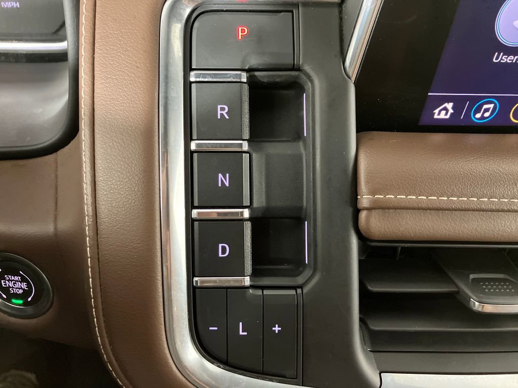 Used 2021 Chevrolet Tahoe High Country w/ Premium Package image 27