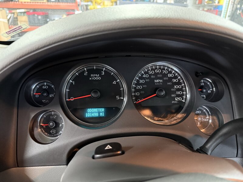 Used 2010 Chevrolet Silverado 2500 LTZ w/ Convenience Package AWD/4WD image 23