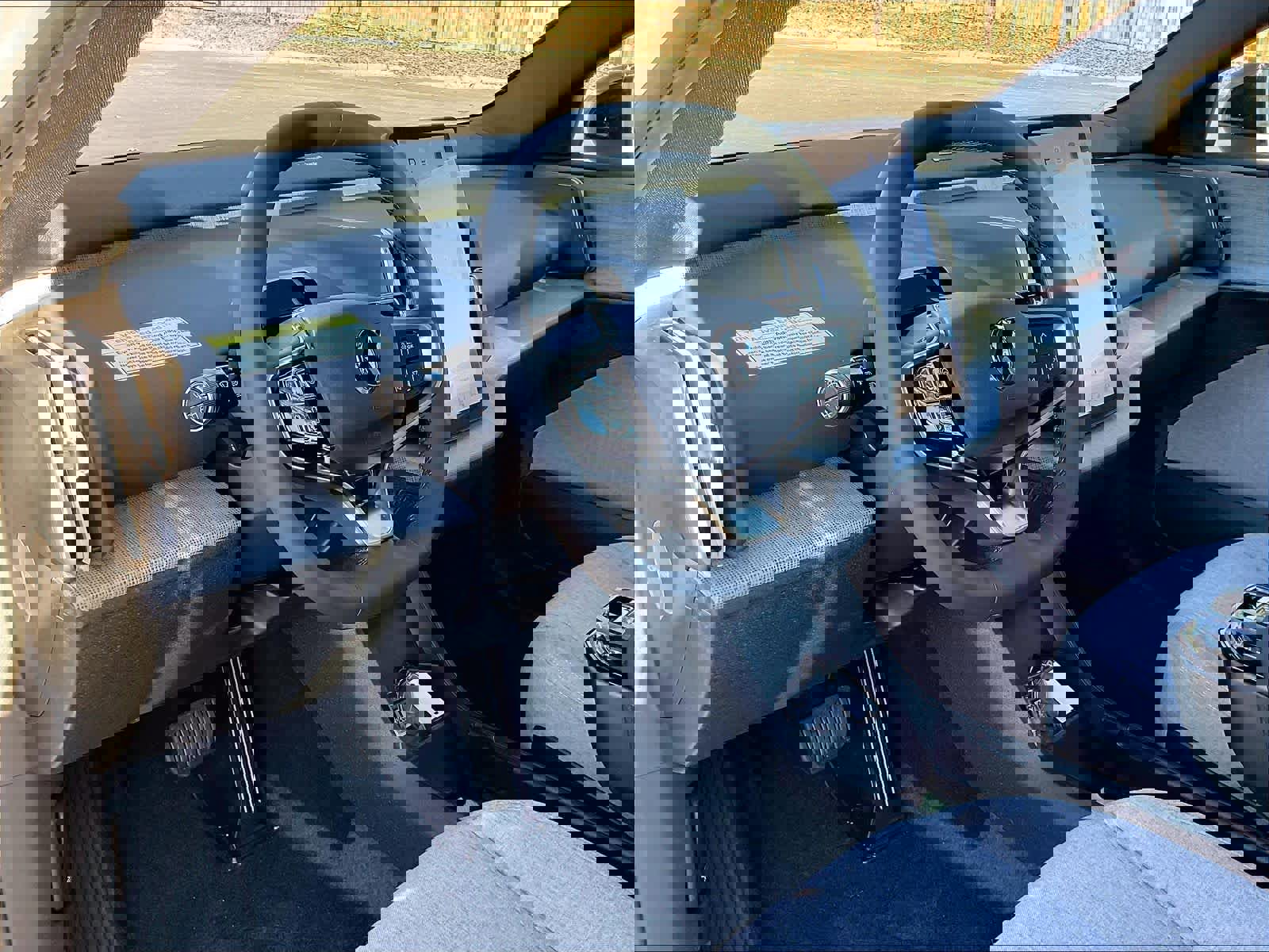 New 2026 Volvo EX30 Ultra w/ Climate Package image 8