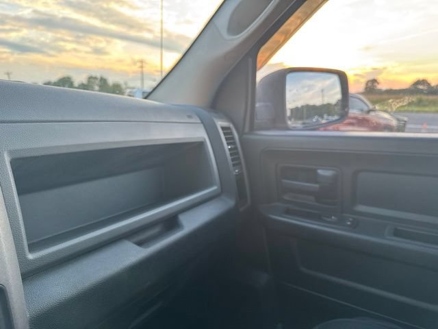 Used 2014 RAM 1500 Express AWD/4WD image 39
