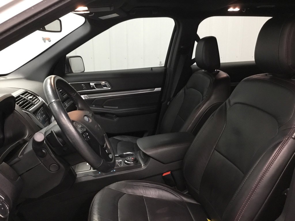 Used 2018 Ford Explorer Sport AWD/4WD image 11