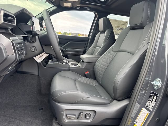 New 2026 Toyota 4Runner TRD Off-Road Premium AWD/4WD image 13
