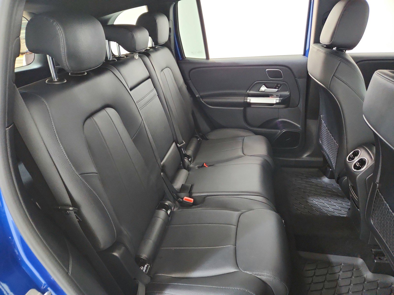 Certified 2024 Mercedes-Benz GLB 250 4MATIC image 25