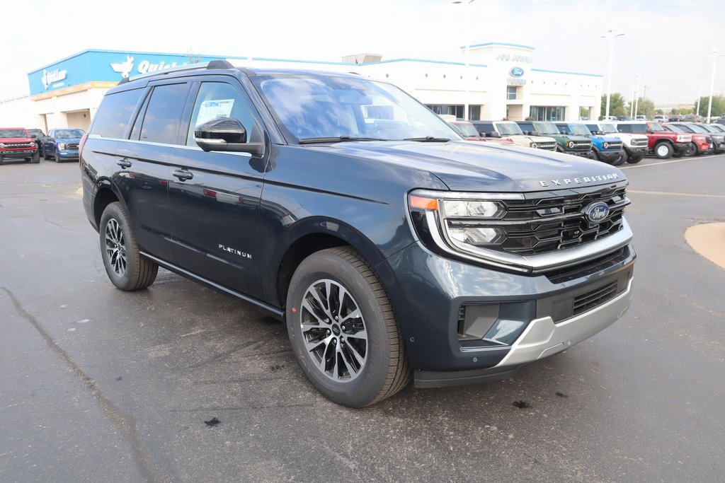 New 2025 Ford Expedition Platinum image 1