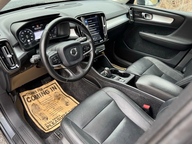 Used 2019 Volvo XC40 T5 Momentum AWD/4WD image 10