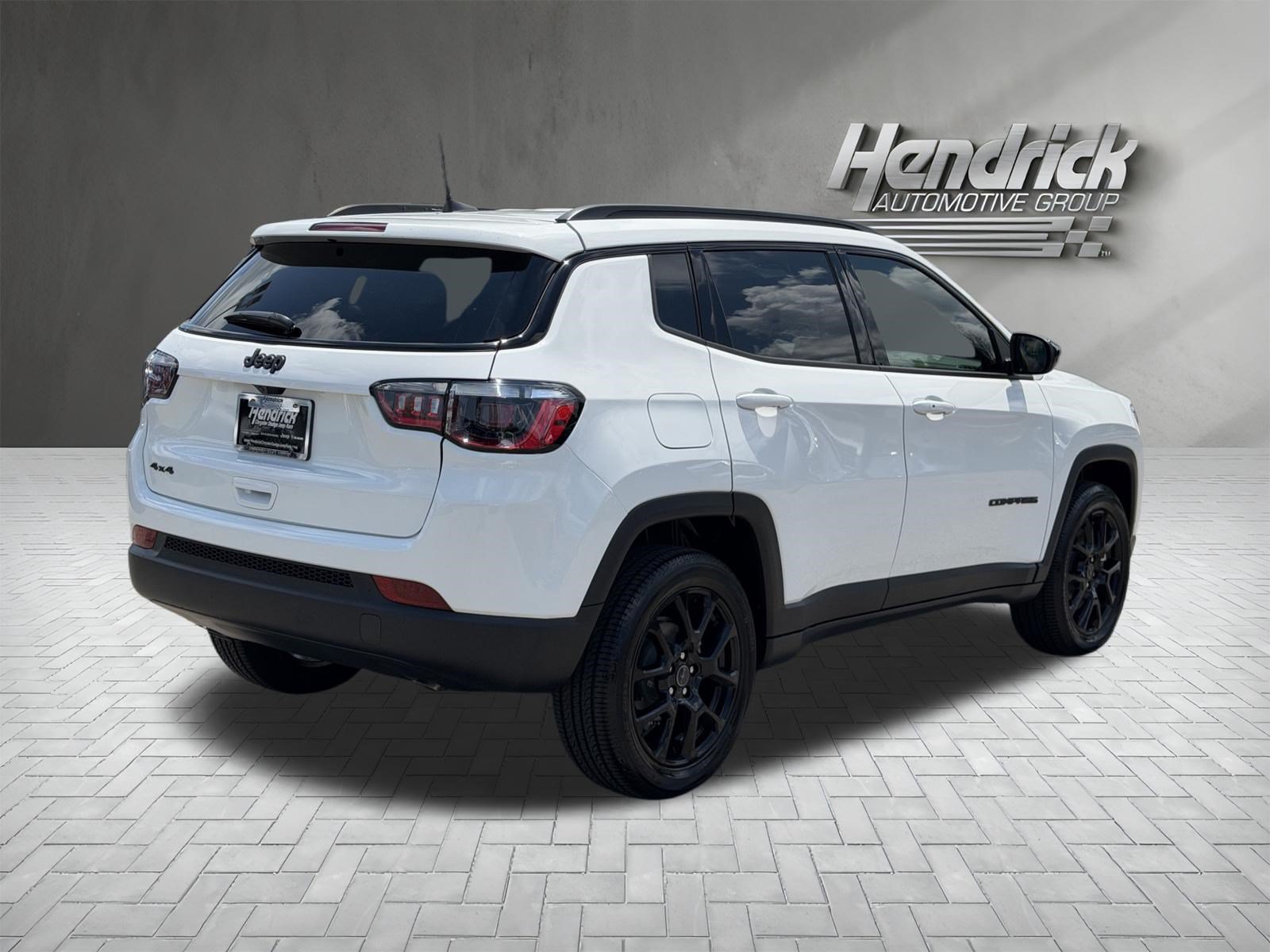 New 2026 Jeep Compass Latitude AWD/4WD image 10