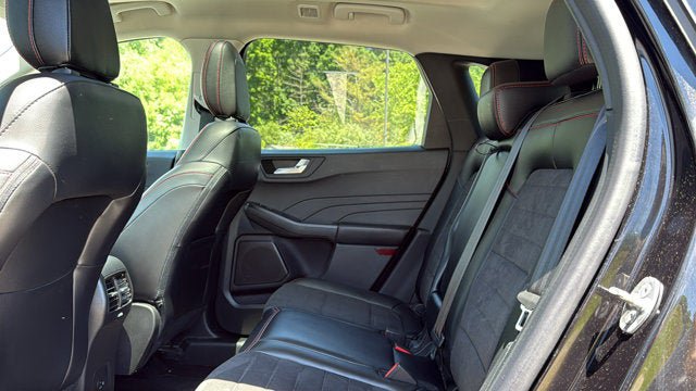 Used 2022 Ford Escape SEL w/ SEL Stealth AWD Package image 27
