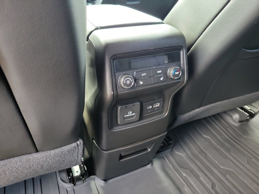 Used 2023 GMC Acadia SLT w/ Elevation Edition AWD/4WD image 12