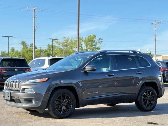 Used 2014 Jeep Cherokee Latitude w/ Cold Weather Group FWD image 31