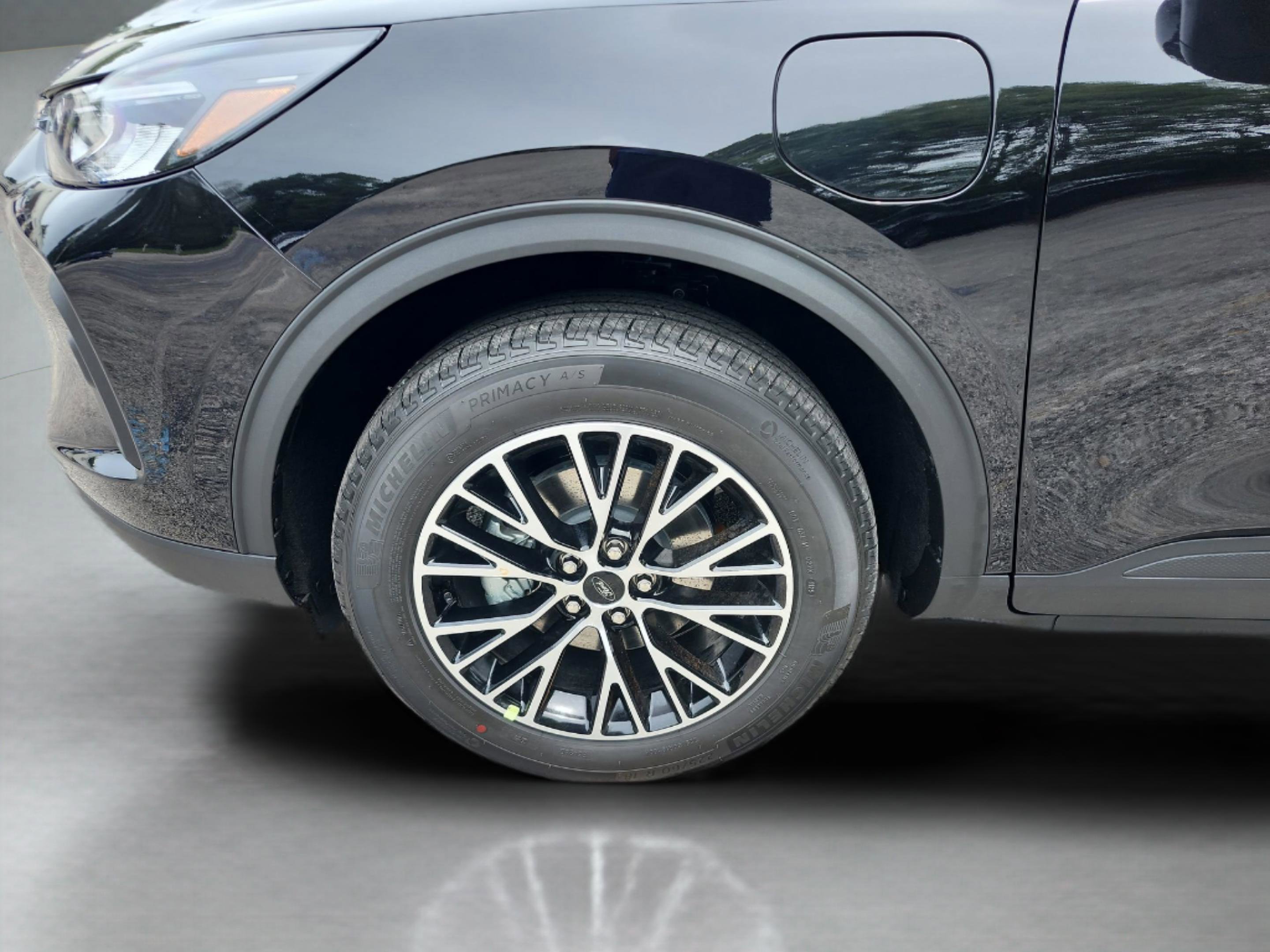 New 2025 Ford Escape SE image 25