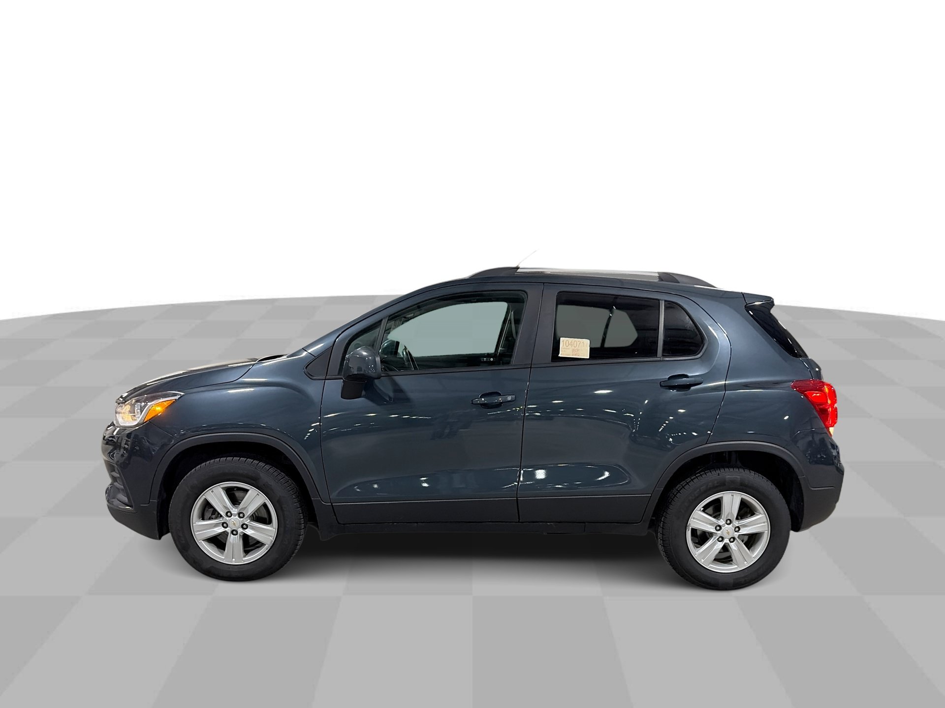 Used 2021 Chevrolet Trax LT AWD/4WD image 6
