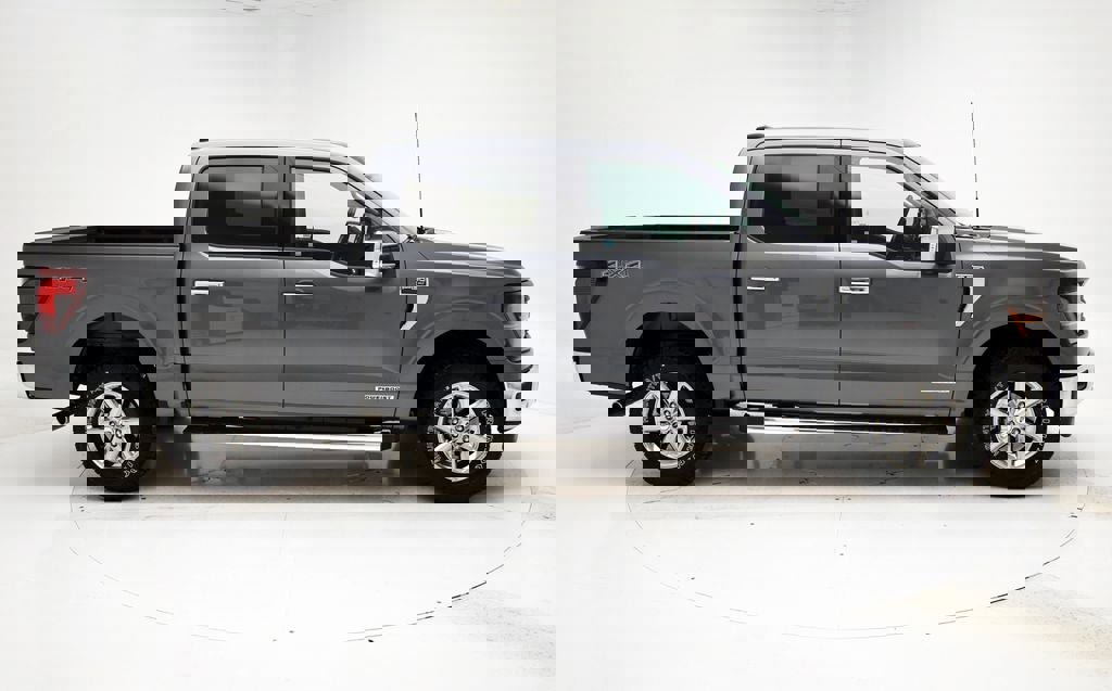 Used 2024 Ford F150 XLT w/ Equipment Group 302A MID image 3