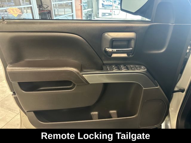 Used 2017 Chevrolet Silverado 1500 LT AWD/4WD image 19