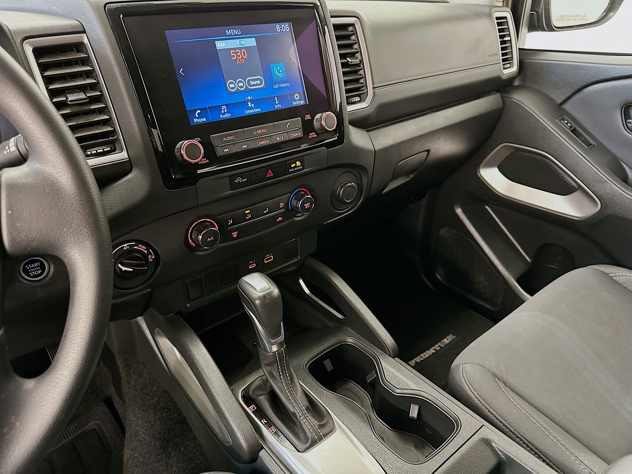 Used 2023 Nissan Frontier SV image 25