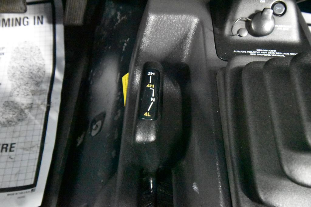 Used 2000 Jeep Wrangler Sport AWD/4WD image 12