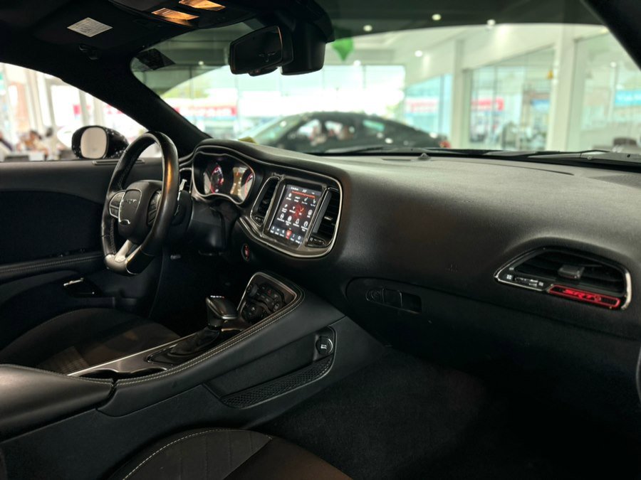 Used 2020 Dodge Challenger SRT Hellcat RWD image 17