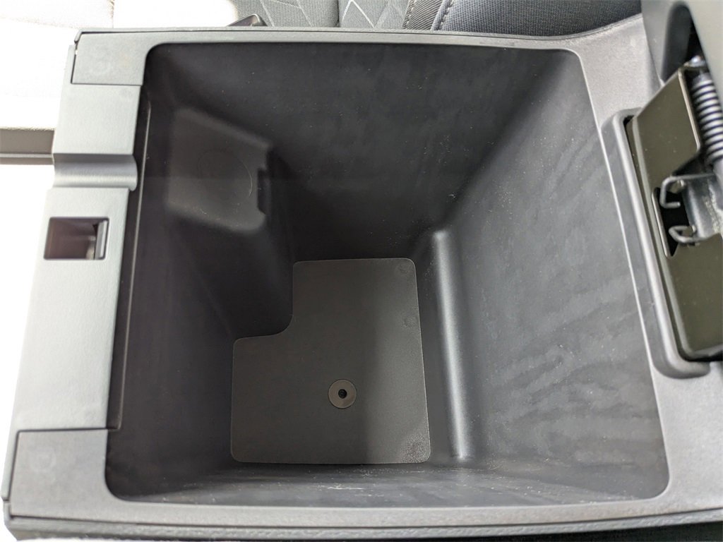 New 2025 Nissan Frontier SV image 33