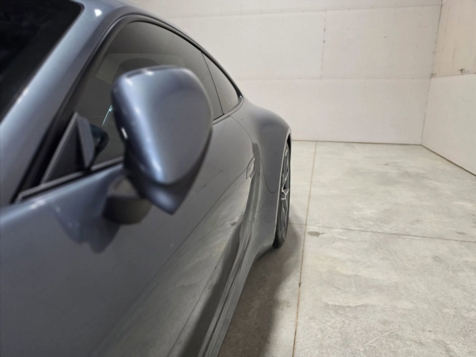 Used 2025 Porsche 911 Carrera T RWD image 30