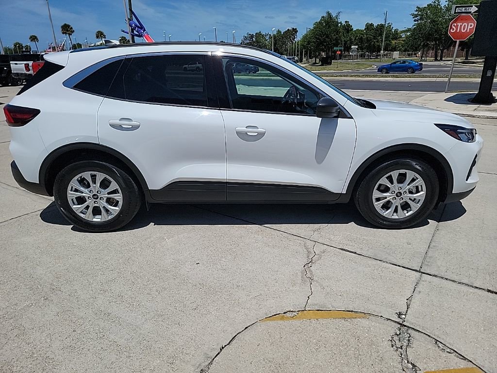 Used 2023 Ford Escape Active w/ Tech Pack #1 image 6