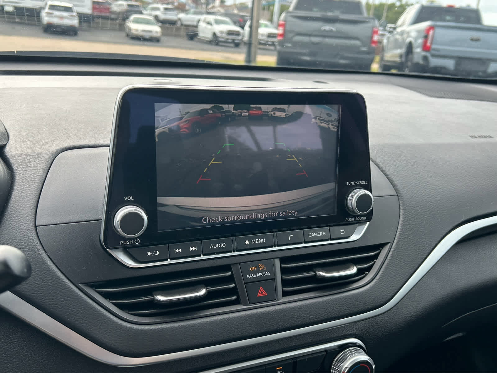 Used 2022 Nissan Altima 2.5 SV image 23