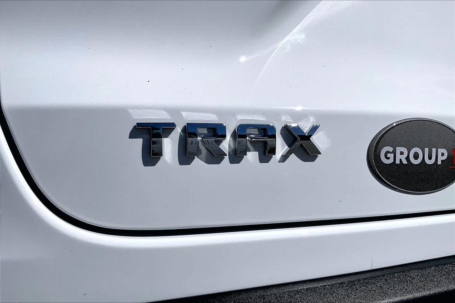 Used 2025 Chevrolet Trax LS FWD image 33