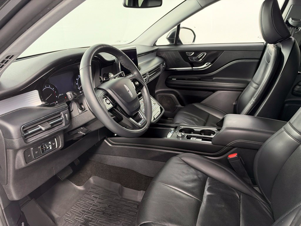 Used 2022 Lincoln Corsair AWD w/ Premium Package image 10