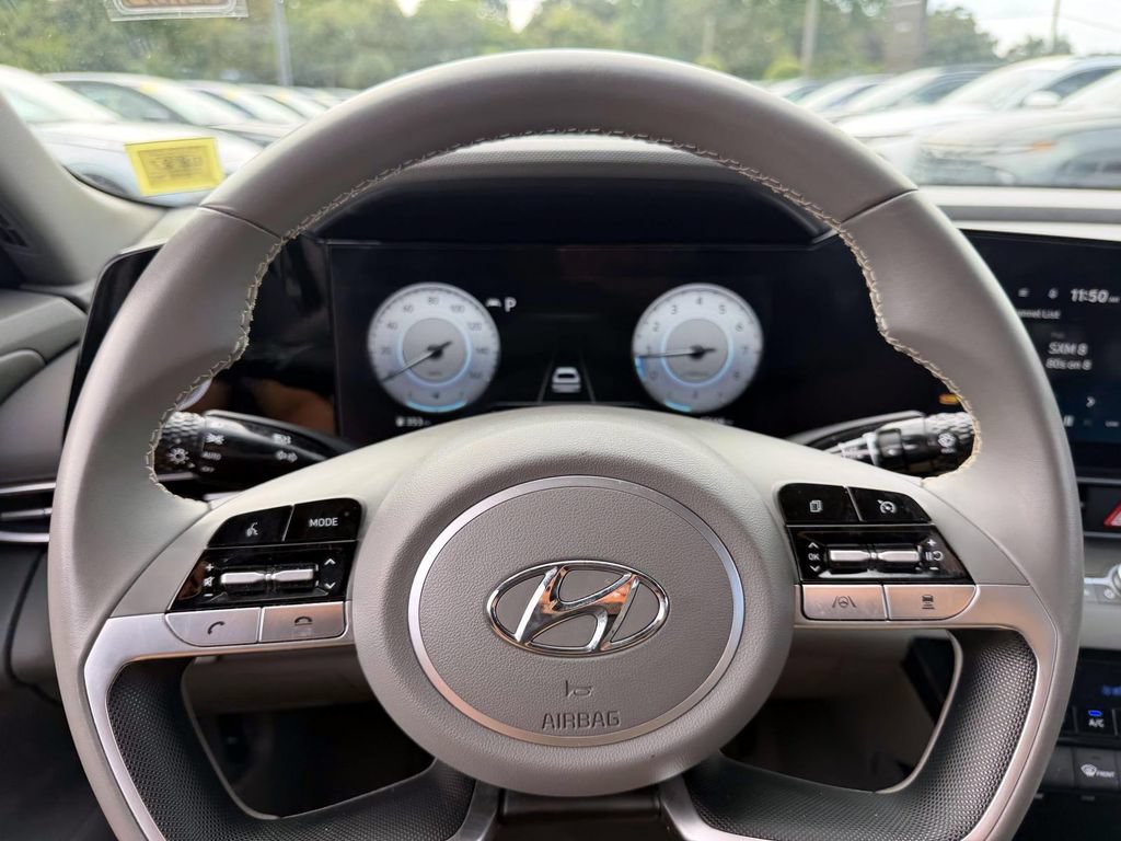 Certified 2023 Hyundai Elantra SEL w/ Convenience Package FWD image 27