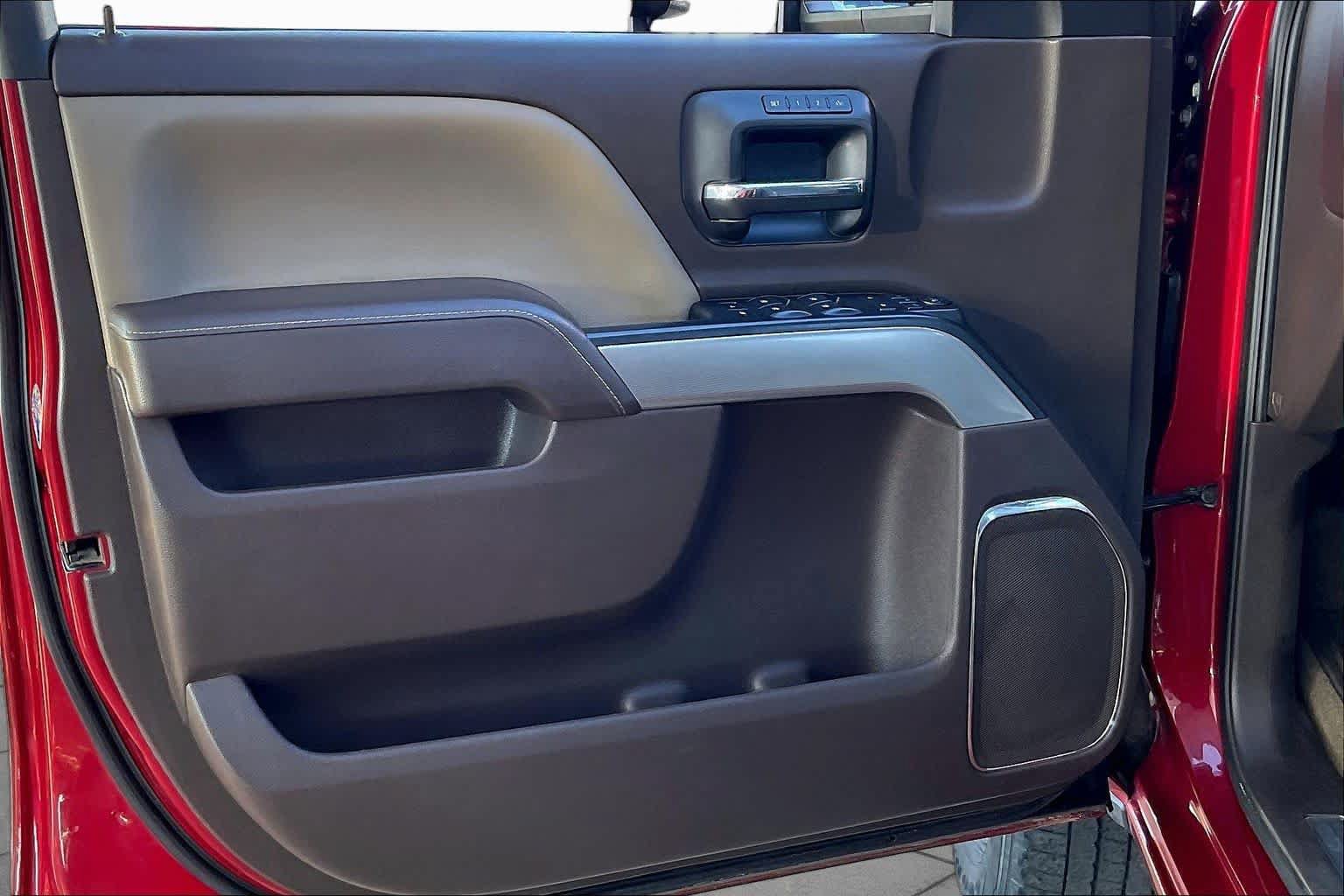 Used 2018 Chevrolet Silverado 2500 LTZ AWD/4WD image 21