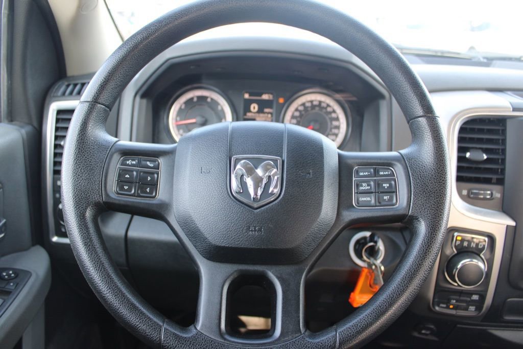 Used 2016 RAM 1500 Classic SLT image 25