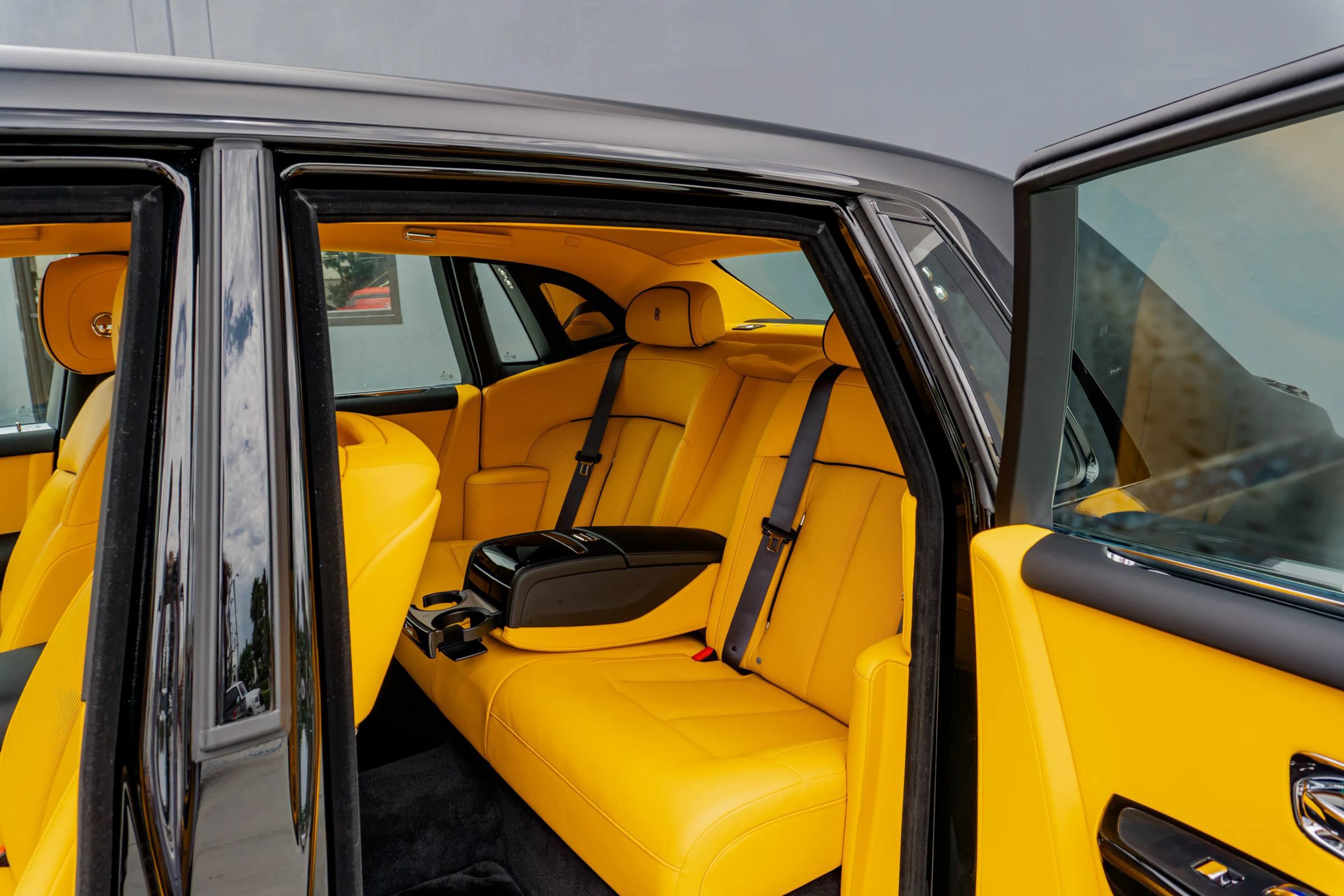 Used 2027 Rolls-Royce Phantom Sedan RWD image 73